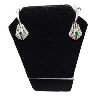 Natural Emerald and Diamond Stud Earrings in 18k Gold For Sale