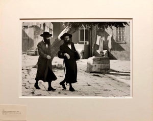 Frederic Brenner, Dans le Quartier Hongrois de Mea Shearim, Jerusalem Vintage Silver Gelatin Print, 1979