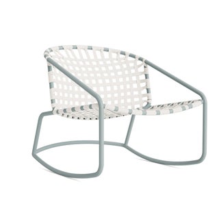 Brown Jordan Kantan Aluminum Motion Lounge Chair in Harbor with White Lite Vinyl Strapping For Sale