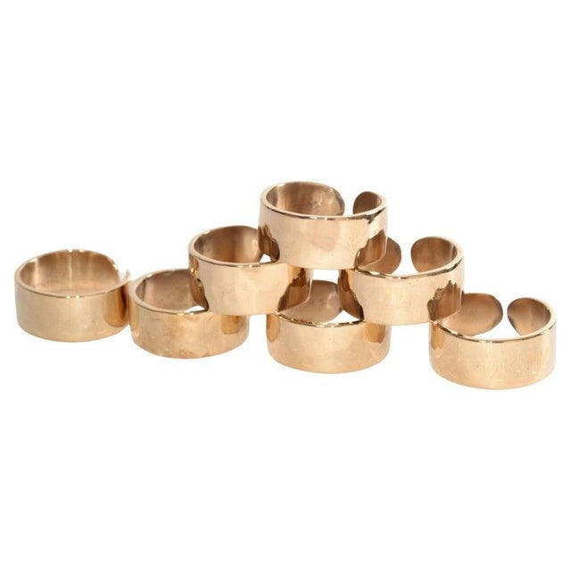 Mid-Century Modern Hammered Bronze Polished Round Napkin Rings- Set of 7 For Sale - Image 12 of 12
