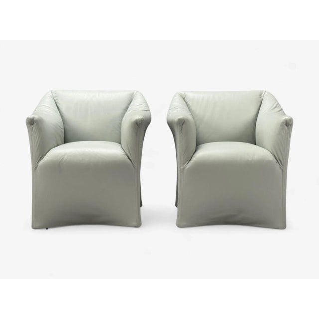 Mario Bellini, Italian Modern, Leather, Four Model 684 Armchairs, Italy, 1980s For Sale In New York - Image 6 of 15