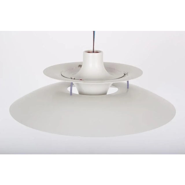 PH 5, the classic lamp of Poul Henningsen, was designed in 1958 and has been a great success ever since. Here is the PH...
