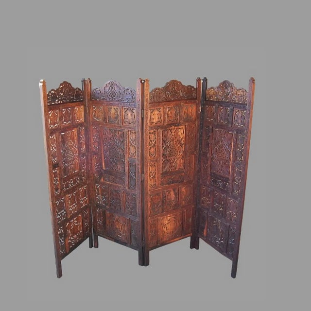 Hindu Jali Antique Carved Teak Wood Arabesque Floral Motifs Screen Room Divider For Sale In Salt Lake City - Image 6 of 10