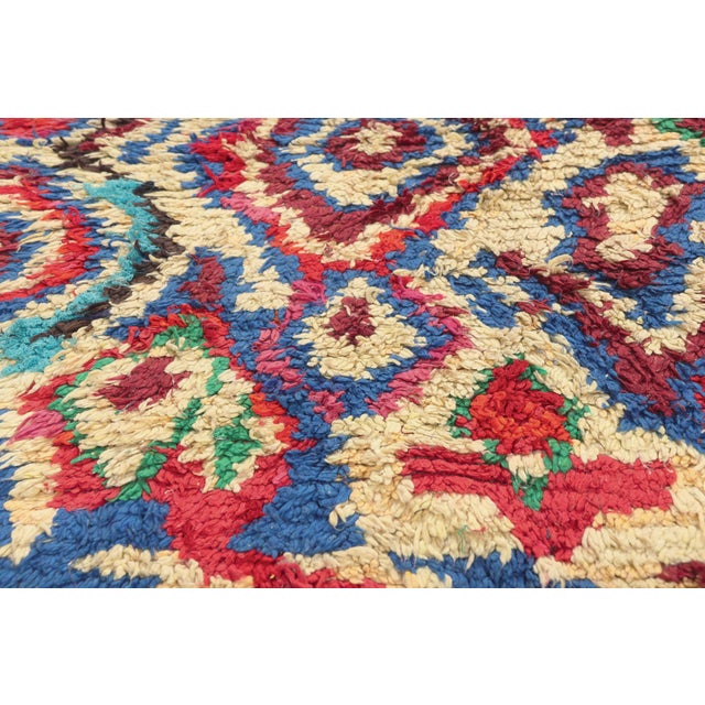 Late 20th Century Vintage Azilal Boucherouite Moroccan Rug, 04'07 X 08'02 For Sale - Image 5 of 10
