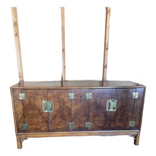 1960s Vintage Drexel Heritage Dynasty Buffet Walnut Burl Sideboard For Sale
