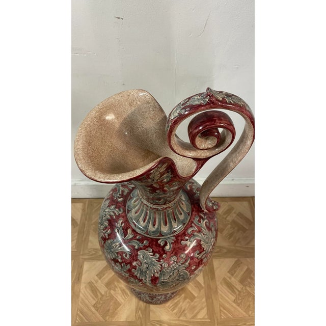 Burgundy 1990s Vintage Biagioli Gubbio Hand-Painted Italian Vase For Sale - Image 8 of 9