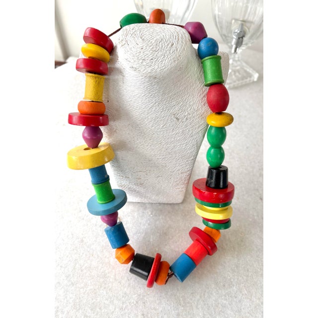 Mid-Century Modern Chunky Wood Geometric Beaded Necklace For Sale - Image 4 of 6