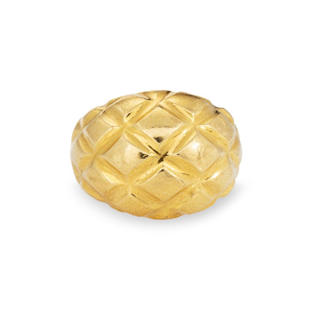 Stylish vintage dome ring (circa 1960s to 1970s) crafted in 18k yellow gold. A wonderfully sculptural vintage yellow gold...