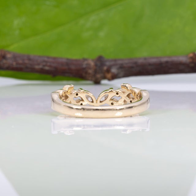 Natural Diamond Band Ring in Solid 14k Gold | Classic Diamond Wedding Band, Size 5.25 For Sale - Image 10 of 11
