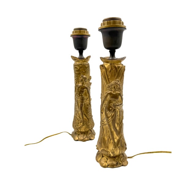 Art Nouveau set of 2 bronze table Lamps Paul Louchet (1854 - 1936), France ca. 1900s Lampshades included. Both lamps are...