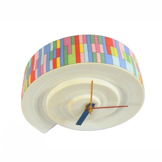 Rosenthal Line Table Clock in Porcelain by Ambrogio Pozzi for Rosenthal, Germany, 1960 For Sale - Image 4 of 5