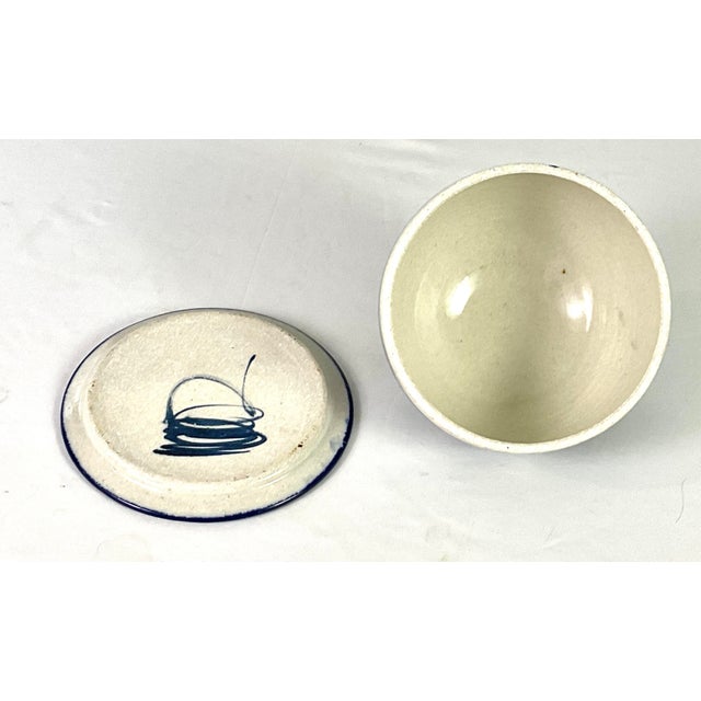 Chinoiserie 1980s Western Chinoiserie Designed,cobalt Slip on Stoneware -Dome Covered Cheese/Butter Dish For Sale - Image 3 of 6