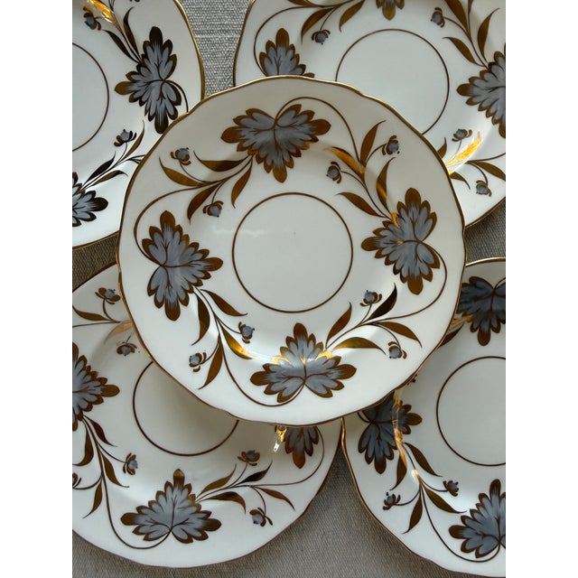 1920s Antique Grosvenor Rosslyn Bread Plates Set of Five 6.5 Inch English Bone China For Sale - Image 5 of 9