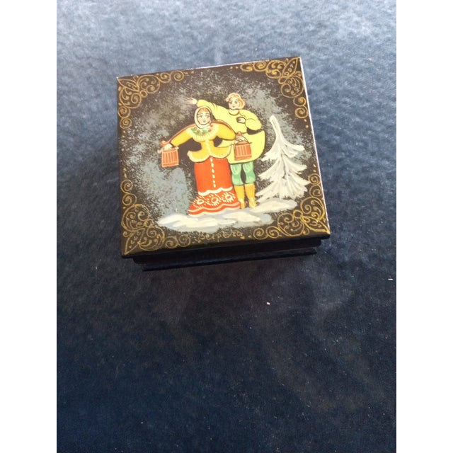 Wood 1980s Gorgeous Lacquer Ware Hinged Trinket Box For Sale - Image 7 of 7