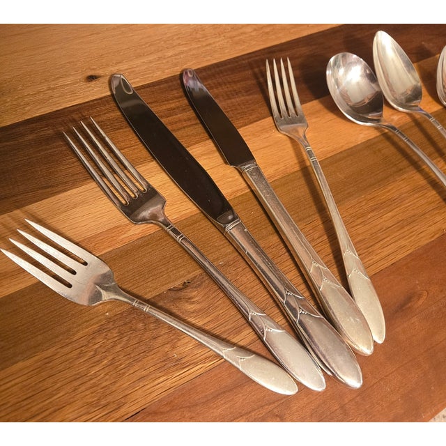 Complete Twelve Eight - Piece Place Settings Art Nouveau Silverplate Flatware Plus Serving Pieces Boxed Set- Set of 120 For Sale - Image 12 of 16