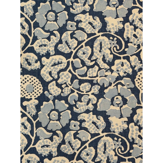 Traditional Scalamandre Grey Watkins Maiden Floral Denim Fabric 2 Yards Gw166290003 Folklore Collection For Sale - Image 3 of 5