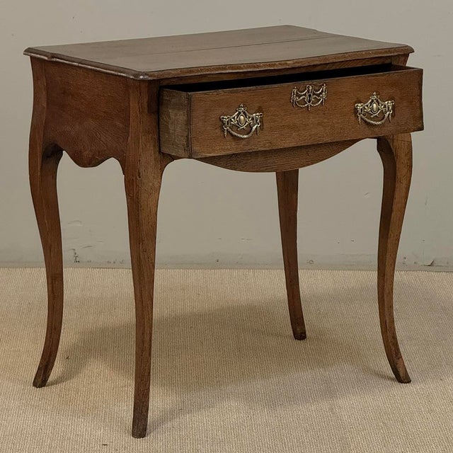18th Century Dutch Oak End Table With Cabriole Legs For Sale - Image 14 of 18