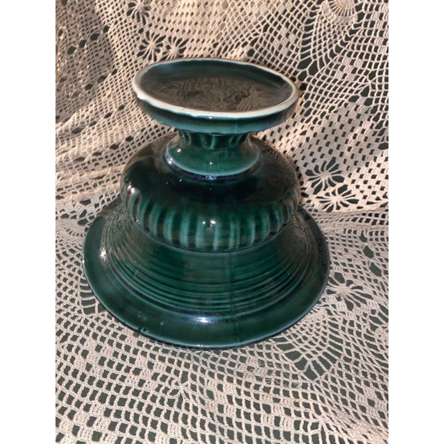 Green Vintage Hull Usa Pottery Green Drip Glaze Pedestal Bowl Urn Planter For Sale - Image 8 of 9