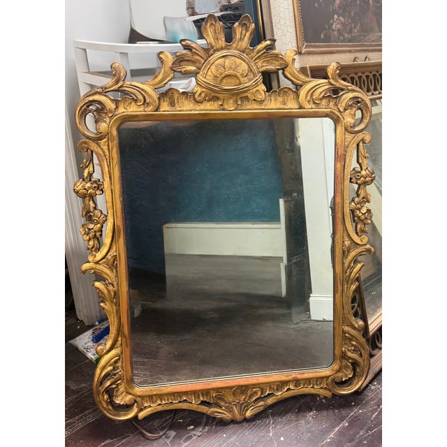 Gold Mid-Century Italian Giltwood & Composition Rococo Revival Sunburst Center Crest For Sale - Image 8 of 8