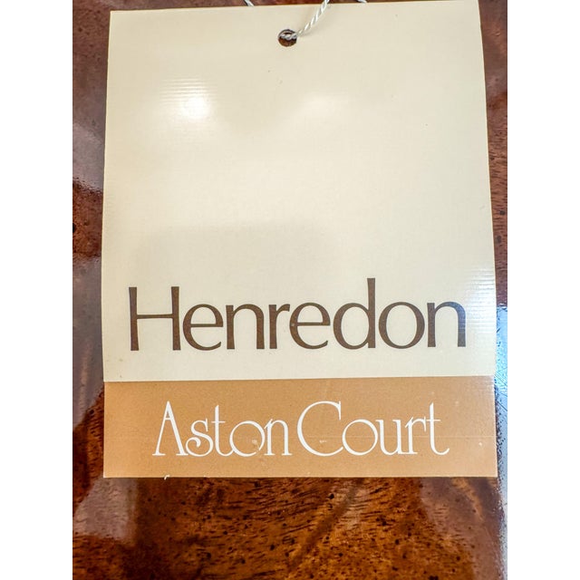 Henredon Aston Court Dining Table With 2 Leaves & 10 Chairs — Mint Condition — 1987 Provenance For Sale - Image 17 of 18