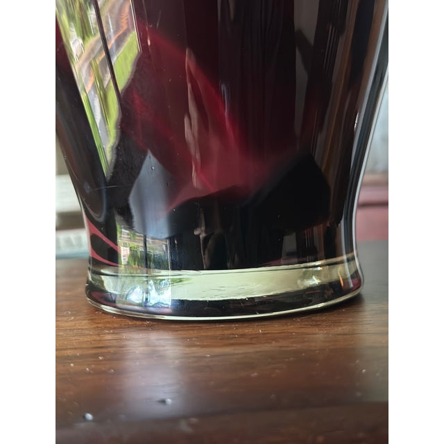 Vintage Hand-Blown Black & Oxblood Swirl Art Glass Baluster Vase With Cased Red Interior For Sale - Image 4 of 4