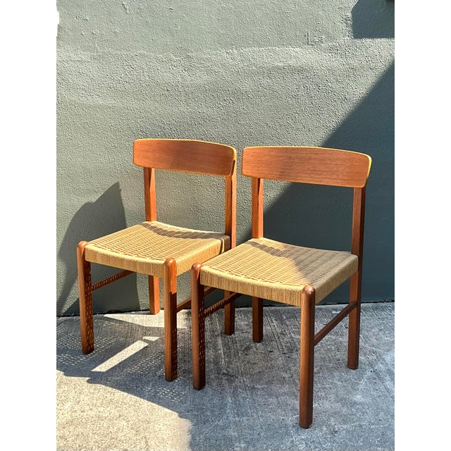 Mid 20th Century Vintage MCM Danish Woven Jute Seat Chairs - A Pair For Sale - Image 5 of 12