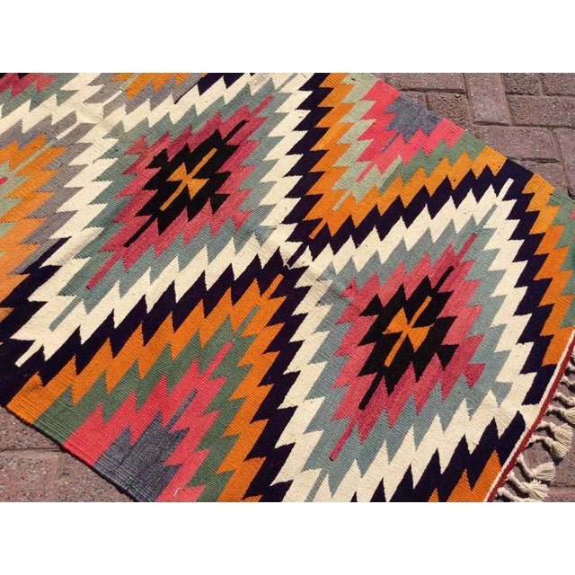 1960s Vintage Turkish Kilim Rug - 42" X 65" For Sale - Image 5 of 9