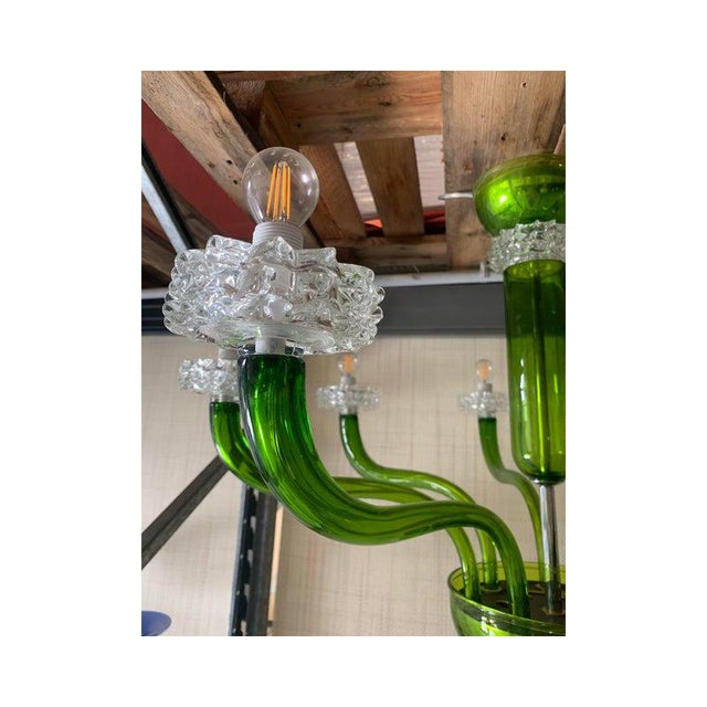 Impressive Murano glass chandelier. Traditional "Rostrato" works of boubeches, pinched one by one. Exclusive design in...