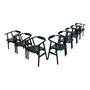 Hans J Wegner for Getama Dining Chairs With Wood Inlay on the Arms - Set of 8
