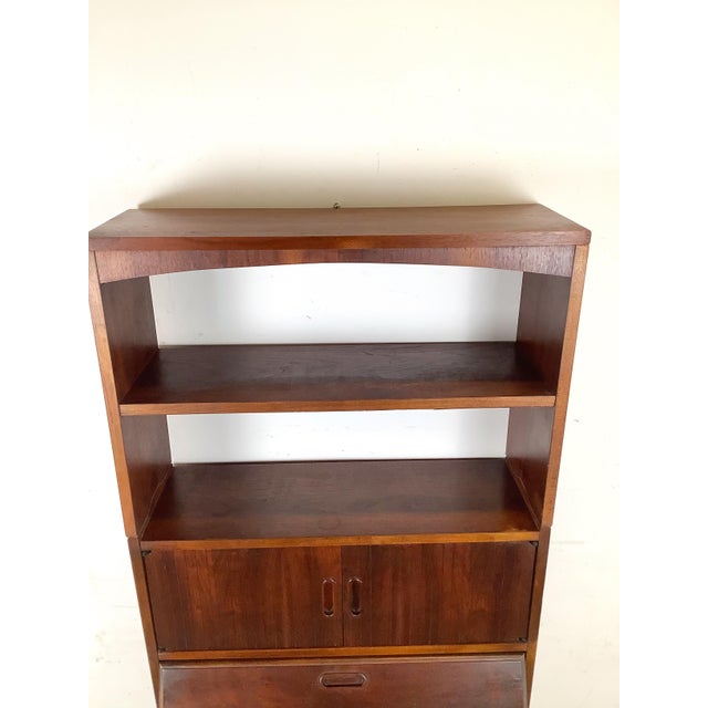 Wood 1960s Walnut MCM Secretary Bookcase, Drop-Front Desk, Modular For Sale - Image 7 of 12