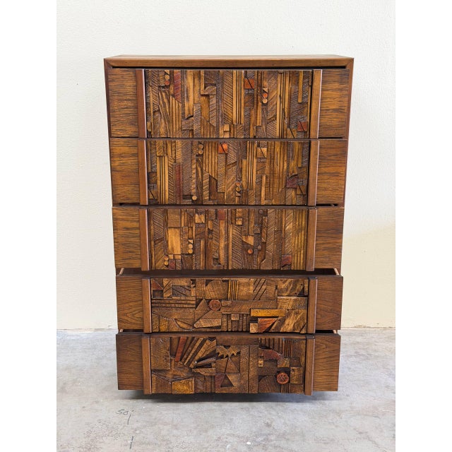 Brown Lane Pueblo Brutalist Wooden Highboy – Oak Dresser Paul Evans Style Mosaic Front 1970s For Sale - Image 8 of 10