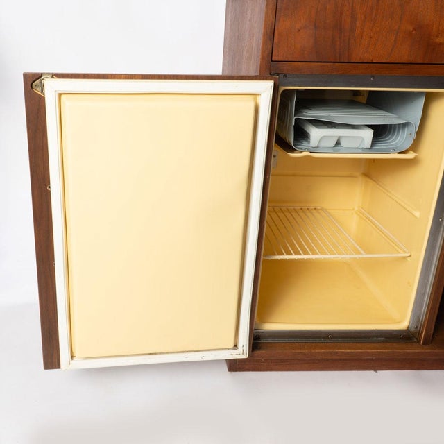 Mid 20th Century Mid-Century Bar For Sale - Image 5 of 18