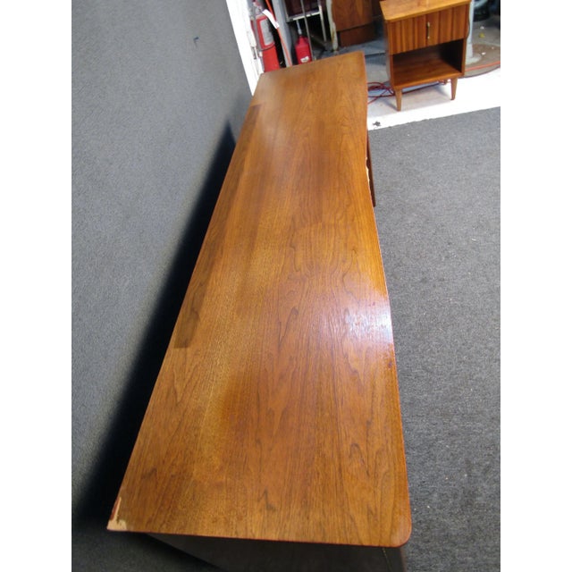 1960s Vintage Walnut Credenza For Sale - Image 9 of 12