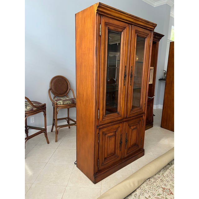 1980s 1980s Tommy Bahama Style Curio Cabinets / Wall Unit/ Entertainment Center, 3 Pieces For Sale - Image 5 of 6