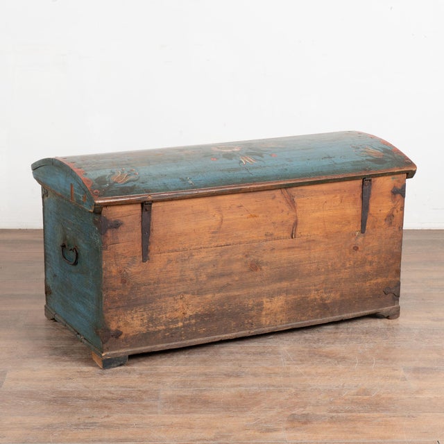 Original Swedish Dome Top Hand Painted Blue Pine Trunk Dated 1826 For Sale - Image 18 of 18