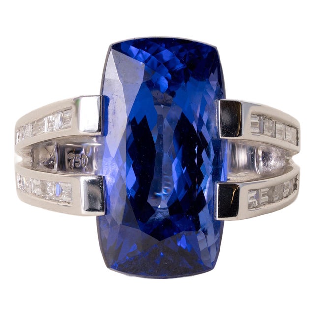 Estate 18k White Gold 11.56 Carat Tanzanite and Diamond Ring, Size 6.5 For Sale