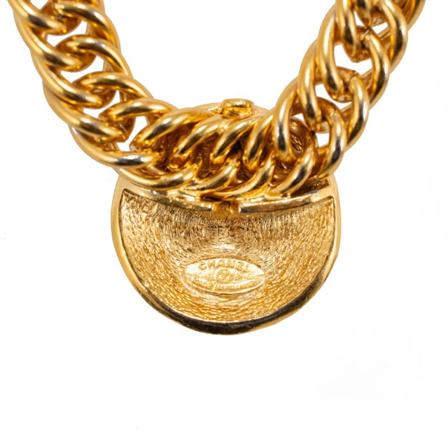 Vintage Chanel Paris Gold Toned 31 Rue Cambon Chain Necklace For Sale In Houston - Image 6 of 8