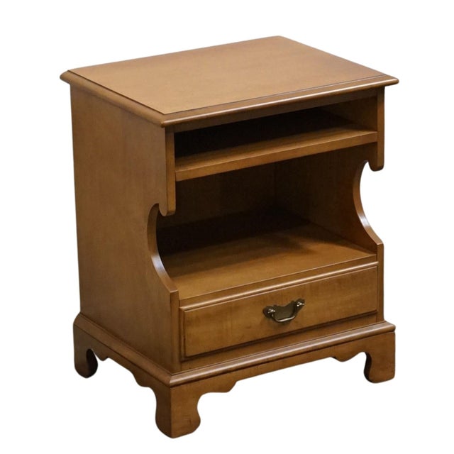 DREXEL FURNITURE Solid Maple Litchfield Colonial Early American Style 20" Open Cabinet Nightstand 608-611-6 24.5" High 20"...
