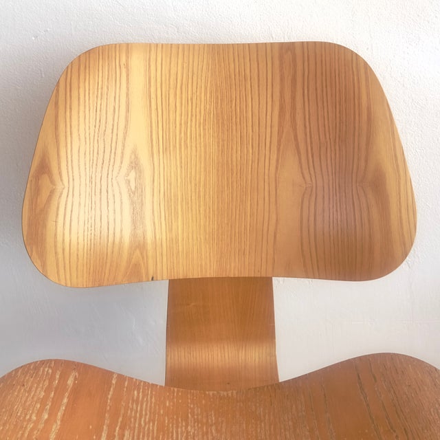 Authentic LCW Chair by Charles Eames for Herman Miller, Circa 1960s For Sale - Image 10 of 16