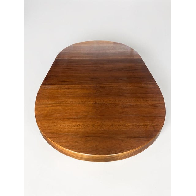 Mid-Century Modern Extendable Dining Table in Walnut, 1970s For Sale - Image 13 of 15