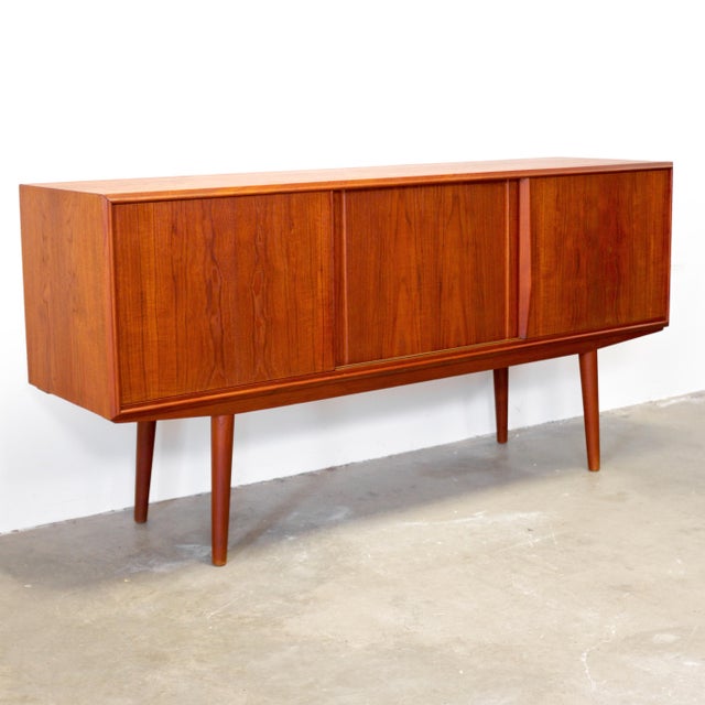 Sejling Skabe Danish Teak Sideboard Designed by e.w. Bach For Sale - Image 9 of 14