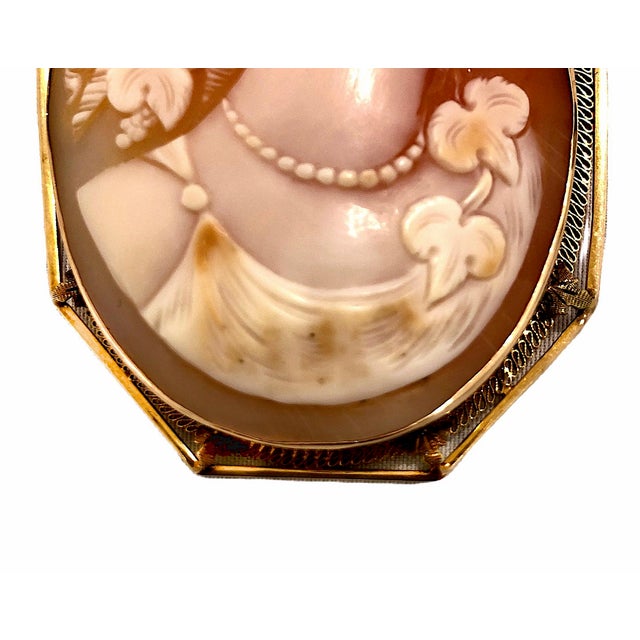 Victorian Victorian Shell Cameo Brooch Pendant, Hand-Carved, Gold Setting For Sale - Image 3 of 7