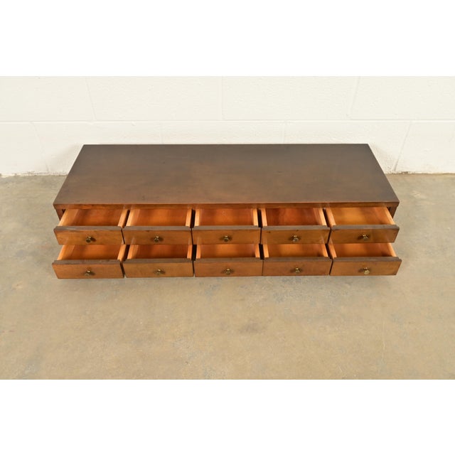 1950s Paul McCobb Planner Group Mid-Century Modern Solid Birch Ten-Drawer Jewelry Chest, 1950s For Sale - Image 5 of 11