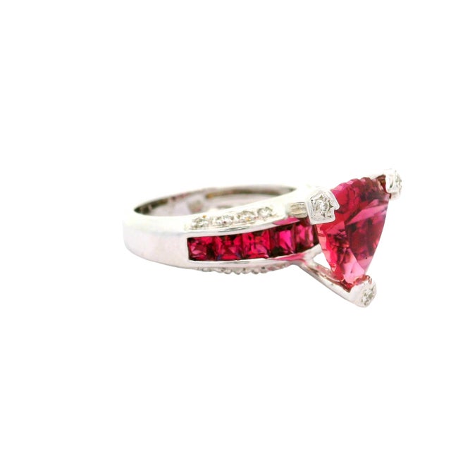 Bellarri Pink Tourmaline Diamond 18k White Gold Ring, Size 7.25 For Sale - Image 4 of 7