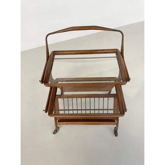Brown Mid-Century Modern Walnut and Brass Trolley attributed to Cesare Lacca for Cassina, 1950s For Sale - Image 8 of 9