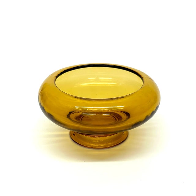 Amber Mid 20th Century Amber Glass Bowl Curation - Set of 5 For Sale - Image 8 of 12