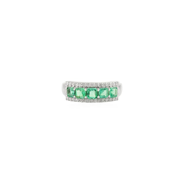 Modern 14k Gold Square Cut Emerald Bridal Stacking Band With Real Diamonds Ring Size 6 For Sale - Image 3 of 12