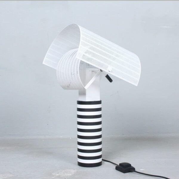 Shogun Table Lamp by Mario Botta for Artemide, 1986 For Sale - Image 4 of 4