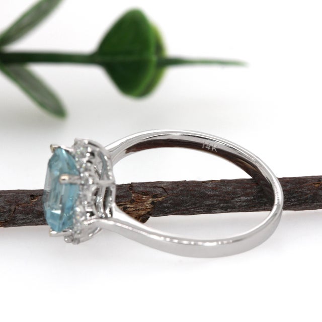 1.5ct Aquamarine Ring W Natural Diamond Halo in 14k Gold, Size 6.75 For Sale In Columbus - Image 6 of 7