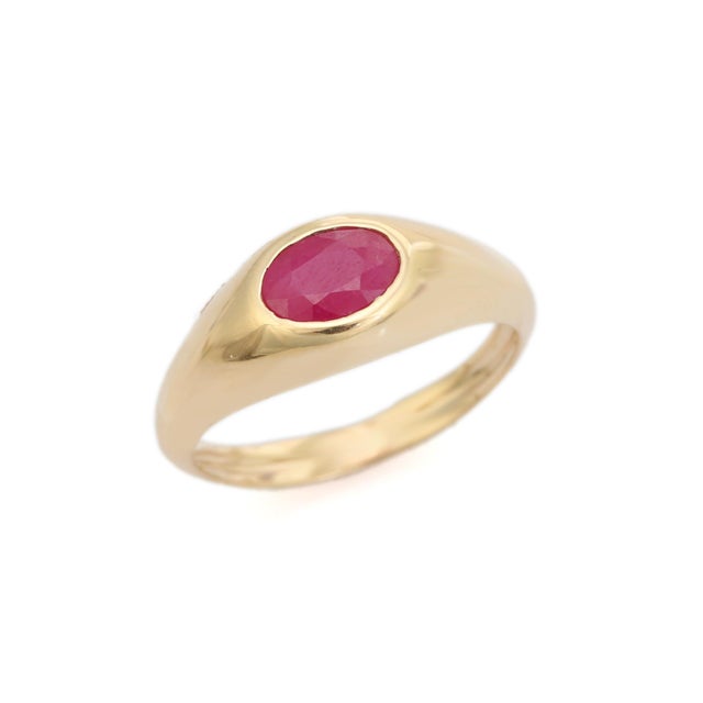 Retro Unisex Solid 14k Yellow Gold Oval Ruby Ring Size 6 For Sale - Image 4 of 15